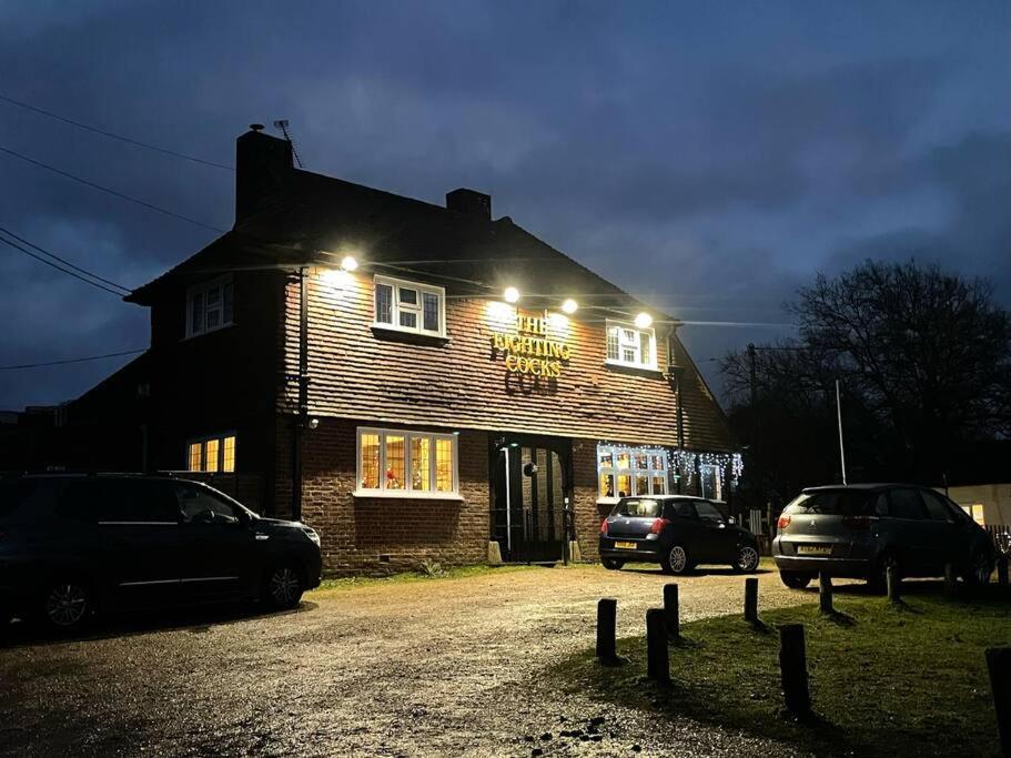 Arniss Farmhouse フォーディングブリッジ エクステリア 写真